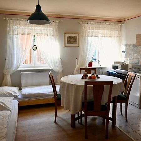 Apartman Viktoria チェスキー クルムロフ エクステリア 写真