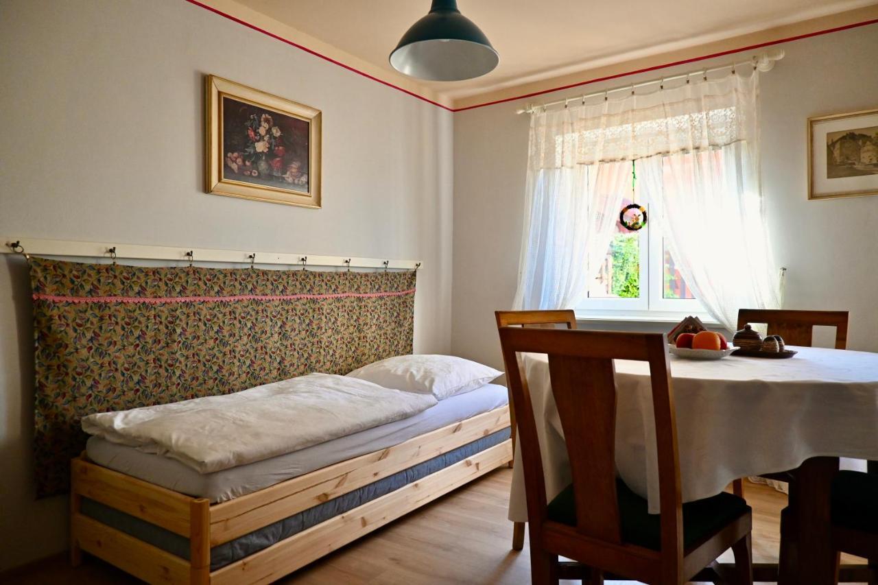 Apartman Viktoria チェスキー クルムロフ エクステリア 写真